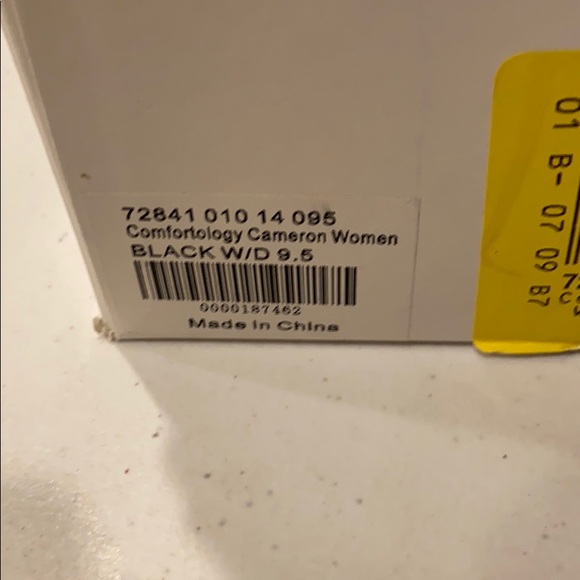 NIB Women’s Black Ankle Boots Size 9.5W - Picture 6 of 9